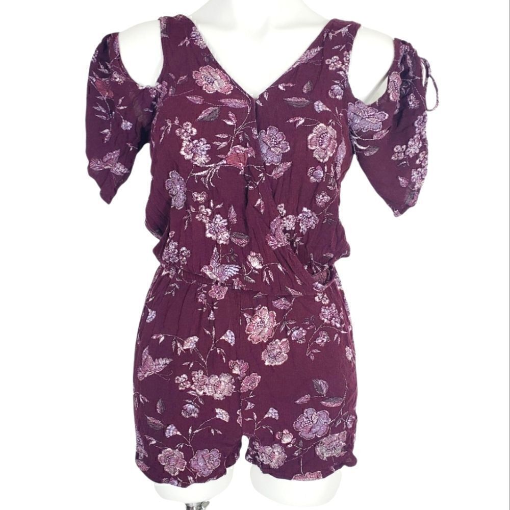 Aeropostale floral cold shoulder romper wrap front tie sleeve rayon size XS